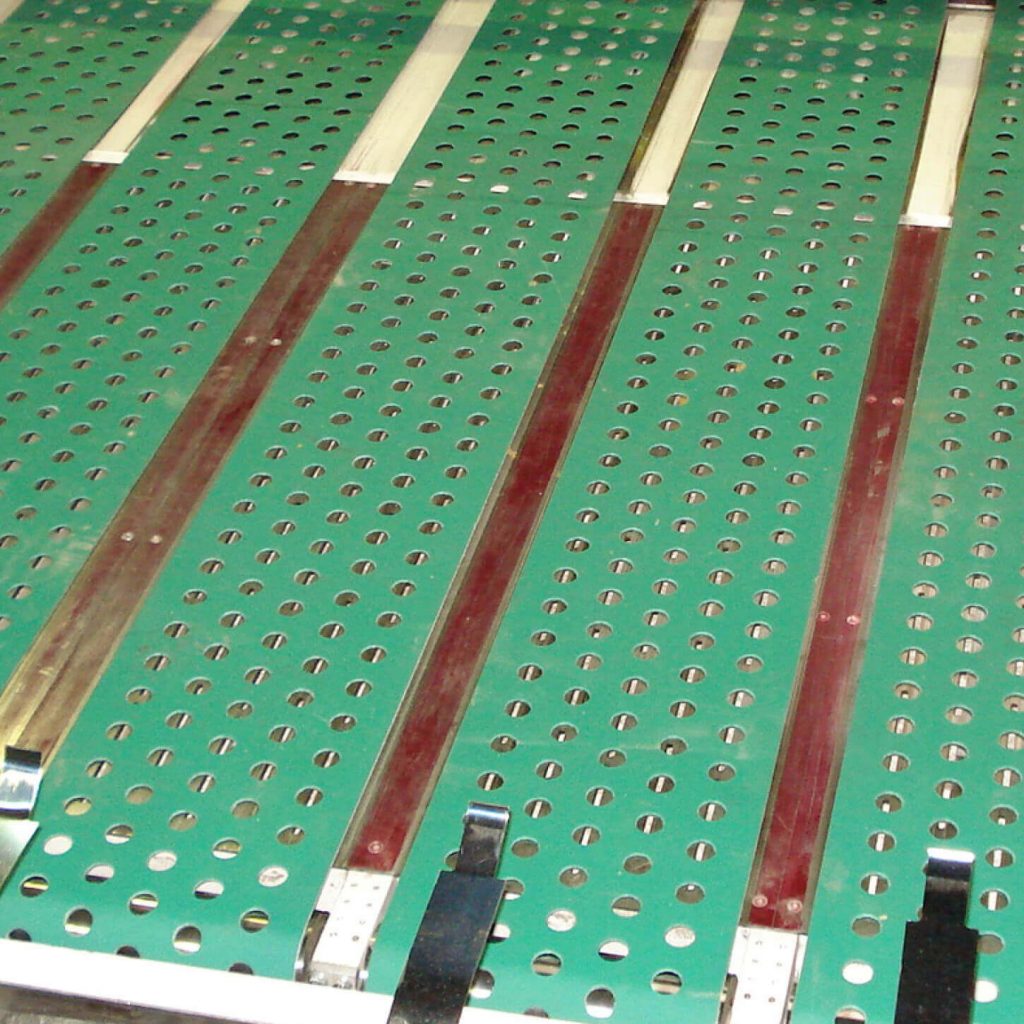 Perforated belt for the corrugated carton industry. Hipro perforated belt for the corrugated carton industry.