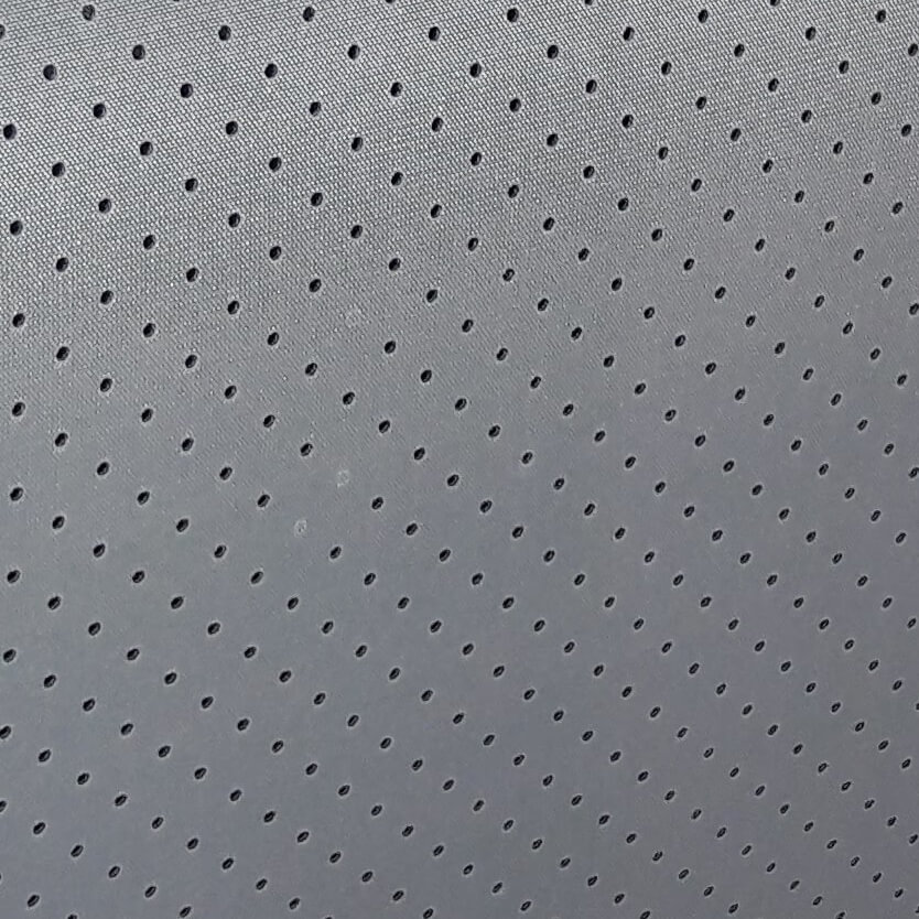Staggered holes pattern. Staggered holes pattern.